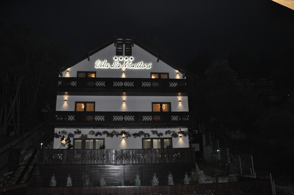 La Monitori Hotel Синая Стая снимка